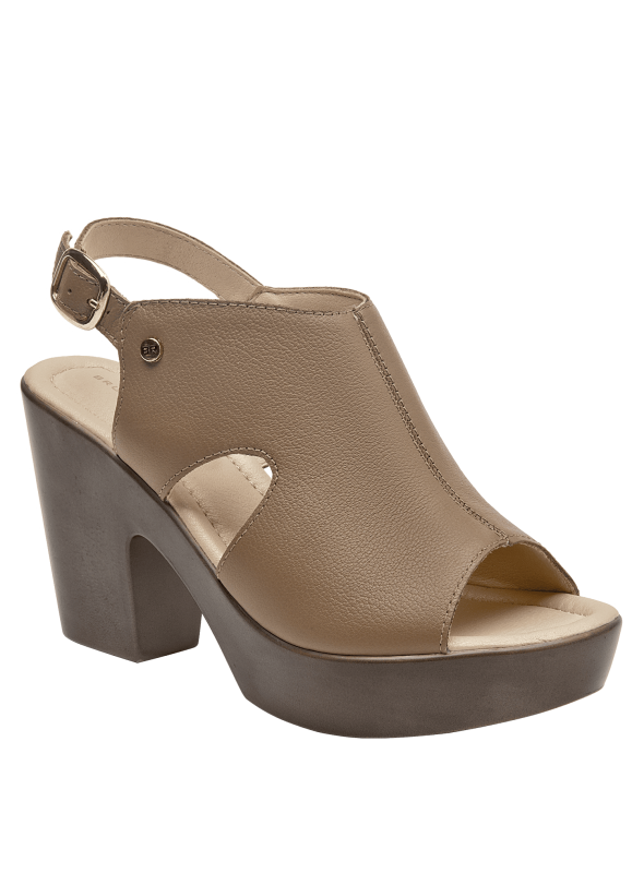 sandalia de cuero café para mujer con diseño minimalista y hebilla ajustable al tobillo