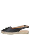 Calzado casual femenino en cuero negro con suela de esparto, ideal para primavera y verano.