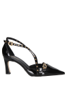 elegante zapato negro de cuero charol para mujer con detalles glam rock, perfecto para ocasiones sofisticadas.