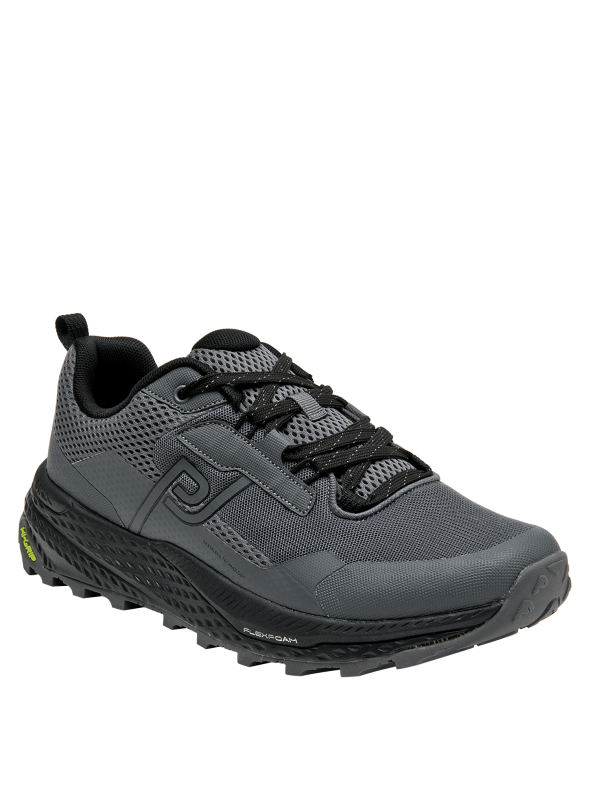 zapatilla gris de trail para hombre, estilo moderno y versátil, ideal para actividades al aire libre