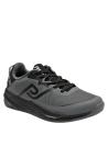 Zapatilla gris de hombre, textil y cómoda, perfecta para un look casual relajado.