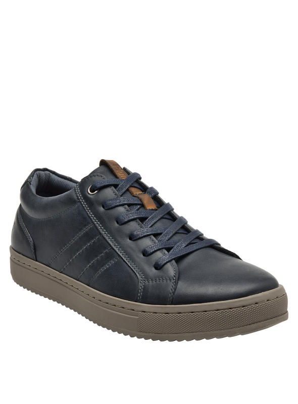 moderna zapatilla de cuero azul para hombre, perfecta para looks casuales o semiformales