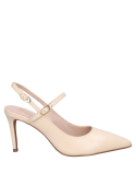 Stiletto clásico en cuero beige, versátil para atuendos formales.