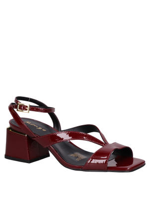 	Sandalia Cuero Mujer