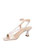 Sandalia de cuero beige para mujer con taco aguja de 7 cm, ideal para ocasiones semiformales.
