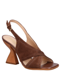 	Sandalia Cuero Mujer