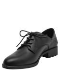 Zapato Oxford negro de cuero con punta redonda y taco bloque para mujer.