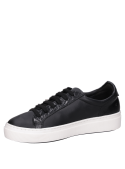 Zapatilla urbana de cuero negro para mujer con diseño de punta redonda y suela plana minimalista.