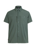 Camisa verde para hombre de poliéster reciclado, ideal para uso diario, con corte clásico y terminaciones prolijas.