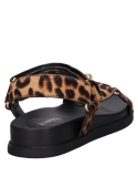 Versátil sandalia animal print de cuero con forro PU, ideal para días cálidos y outfit casual.