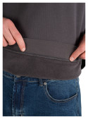 Polerón gris de hombre, calce relajado, tejido suave, perfecto para combinar con jeans.