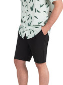 Short negro en estilo casual, perfecto para momentos de descanso y actividades urbanas.