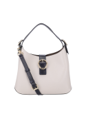 Cartera de cuero azul, combina con jeans y blusa blanca.
