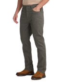Pantalón gris para hombre con elasticidad sutil, perfecto para días fríos con parka y botines.