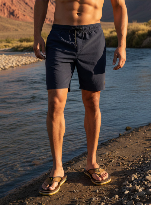 Traje De Baño Palencia Traje azul de hombre en tejido ligero con acabado liso y caída limpia.