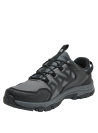 Calzado urbano gris unisex con suela ULTRACTION para agarre en superficies irregulares.