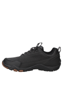 Zapato negro para hombre, diseño moderno, con suela ULTRACTION para excelente agarre en terrenos irregulares.