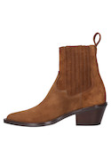 Botines de cuero ante camel para mujer, con punta puntiaguda, ideales para un look moderno.