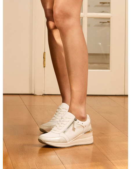 Zapatilla Cuero Mujer