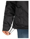 Parka con tecnología WATER REPELLENT, diseñada para mantenerte seco en condiciones adversas.
