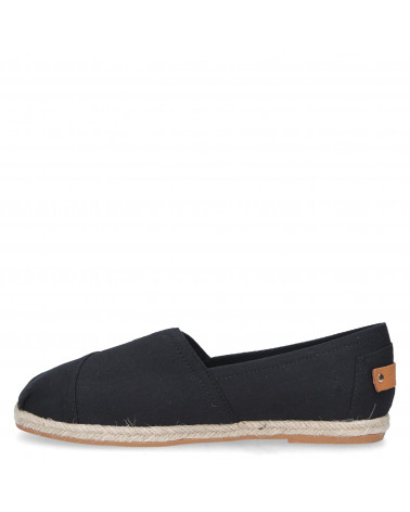 Zapato informal negro para mujer, perfecto para el verano.