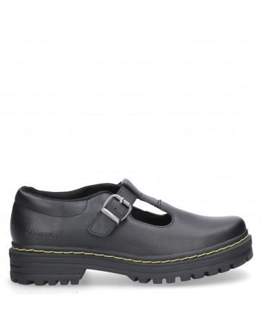 Calzado colegial robusto de mujer en negro, con suela gruesa dentada, perfecto para un estilo casual urbano.