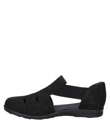 Sandalia de cuero negro para mujer, diseño casual con punta redonda y taco bajo.