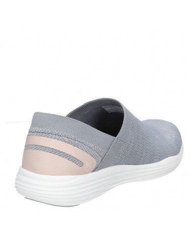 punta redonda y forro textil de zapatilla gris casual