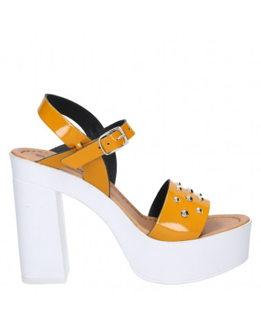 Sandalia Mujer W546 Zappa amarillo