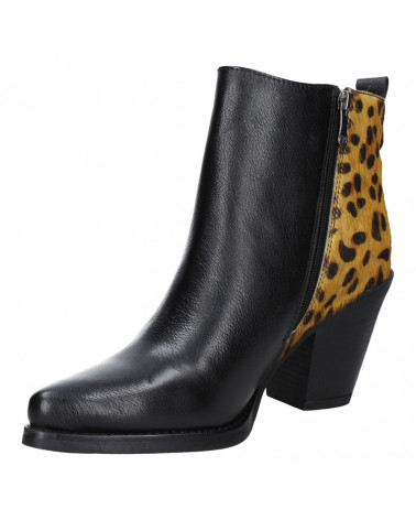 Botín de cuero animal print para mujer, estilo informal, con hebillas dobles y taco bloque para un look audaz y moderno.