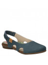 Sandalia casual azul de cuero para mujer, con correa ajustable en el talón, perfecta para paseos por la ciudad.