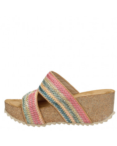 Sandalia femenina multicolor de material sintético ideal para el verano.