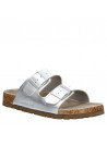 Sandalia de cuero plata estilo Birkenstock, versátil para salidas casuales o eventos informales al aire libre.