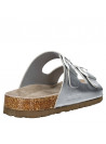 Sandalia de cuero color plata para mujer, estilo casual tipo Birkenstock con dos tiras ajustables y hebillas metálicas.
