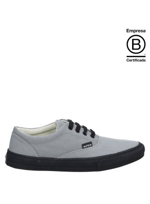 Zapatilla Uxu Black Gris Zapatilla gris unisex que promueve la sostenibilidad con suela reciclada.