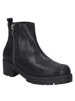 Compra Zapatos, Botines, Zapatillas, Sandalias y más sólo en Pz.cl