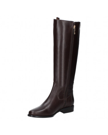 bota de cuero marrón con caña alta, diseño casual para mujer moderna