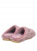 Pantuflas de niña en color rosado, fabricadas con fieltro PET reciclado y suela de goma natural.
