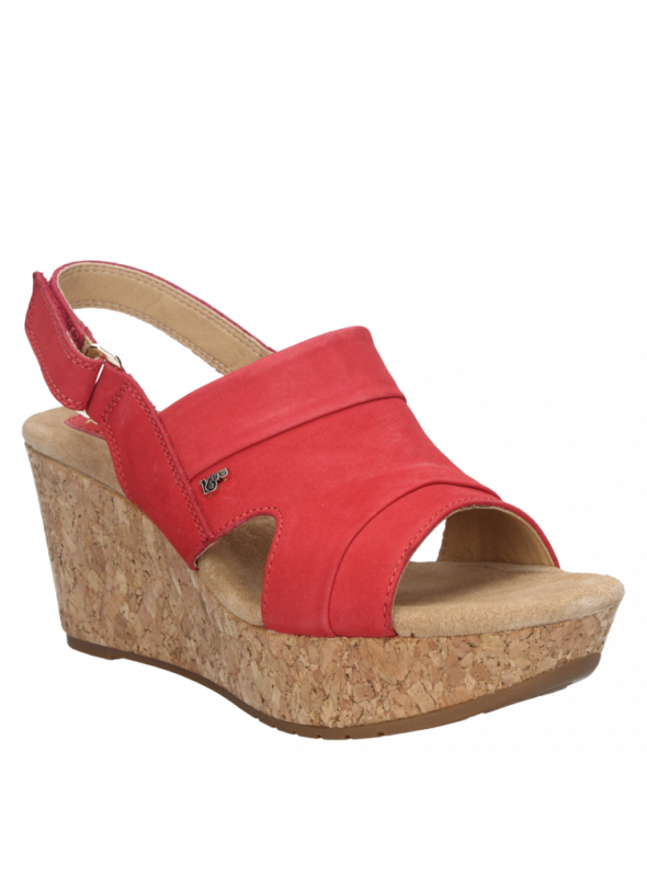 Sandalia dorada de cuero, ideal para actividades informales con sensación de libertad.