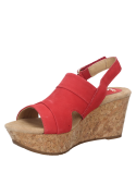 Sandalia roja de cuero para mujer con taco cuña de 8 cm y punta abierta, ideal para un estilo informal.