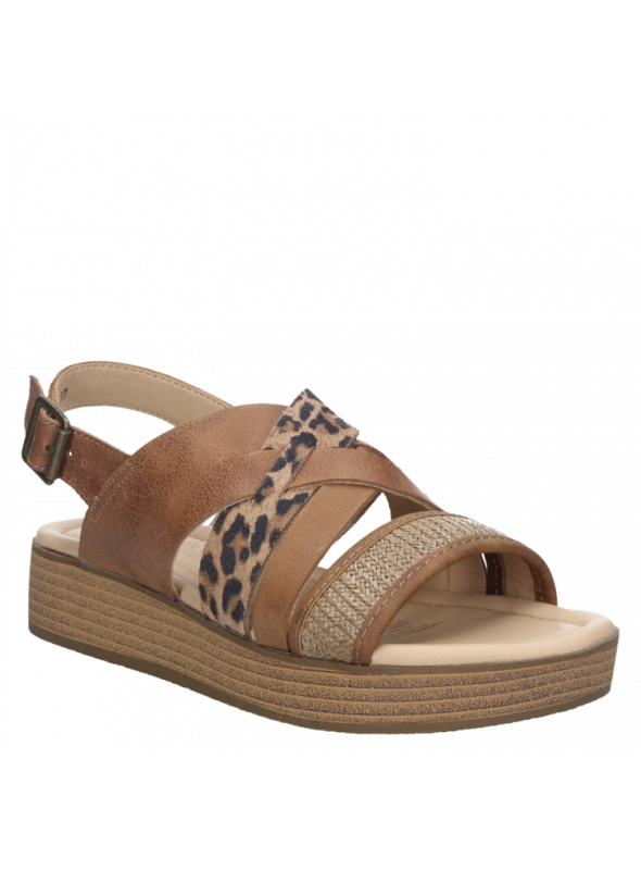 Sandalia casual de cuero y raffia, animal print, estilo boho-chic, ideal con vestidos y faldas sueltas.