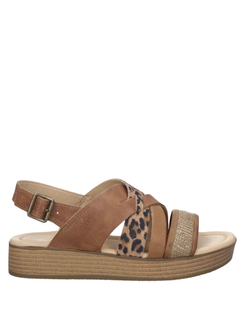 Sandalia casual de cuero y raffia, animal print, estilo boho-chic, ideal con vestidos y faldas sueltas.
