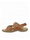 Calzado de cuero café, sandalia femenina, ideal para un look casual, diseño cómodo y ligero.