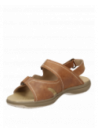 Sandalia de cuero café para mujer, estilo informal, con taco plano de 3 cm y punta abierta.