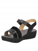 Sandalia negra de cuero para mujer, estilo informal, con taco plano de 5 cm y punta abierta para mayor confort.