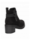 Calzado negro de mujer, botín con taco bloque, altura de caña 12.7 cm, estilo moderno.