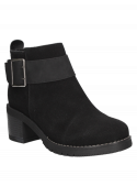 Botín negro informal para mujer, diseño fresco y moderno, adecuado para diversas ocasiones.