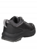 Zapatilla negra de mujer con forro textil y caña de 8 cm, perfecta para aventuras urbanas.